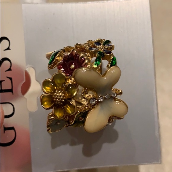 Guess flower ring - Picture 3 of 4